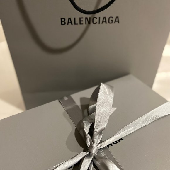 WOMEN'S HOURGLASS XS HANDBAG CROCODILE EMBOSSED IN BLACK - Picture 10 of 10